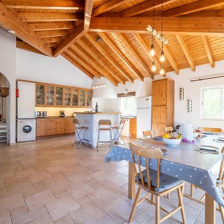 Casa Garrod - Spacious Family Villa Aljezur Bagian luar foto