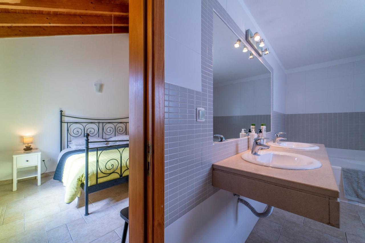 Casa Garrod - Spacious Family Villa Aljezur Bagian luar foto